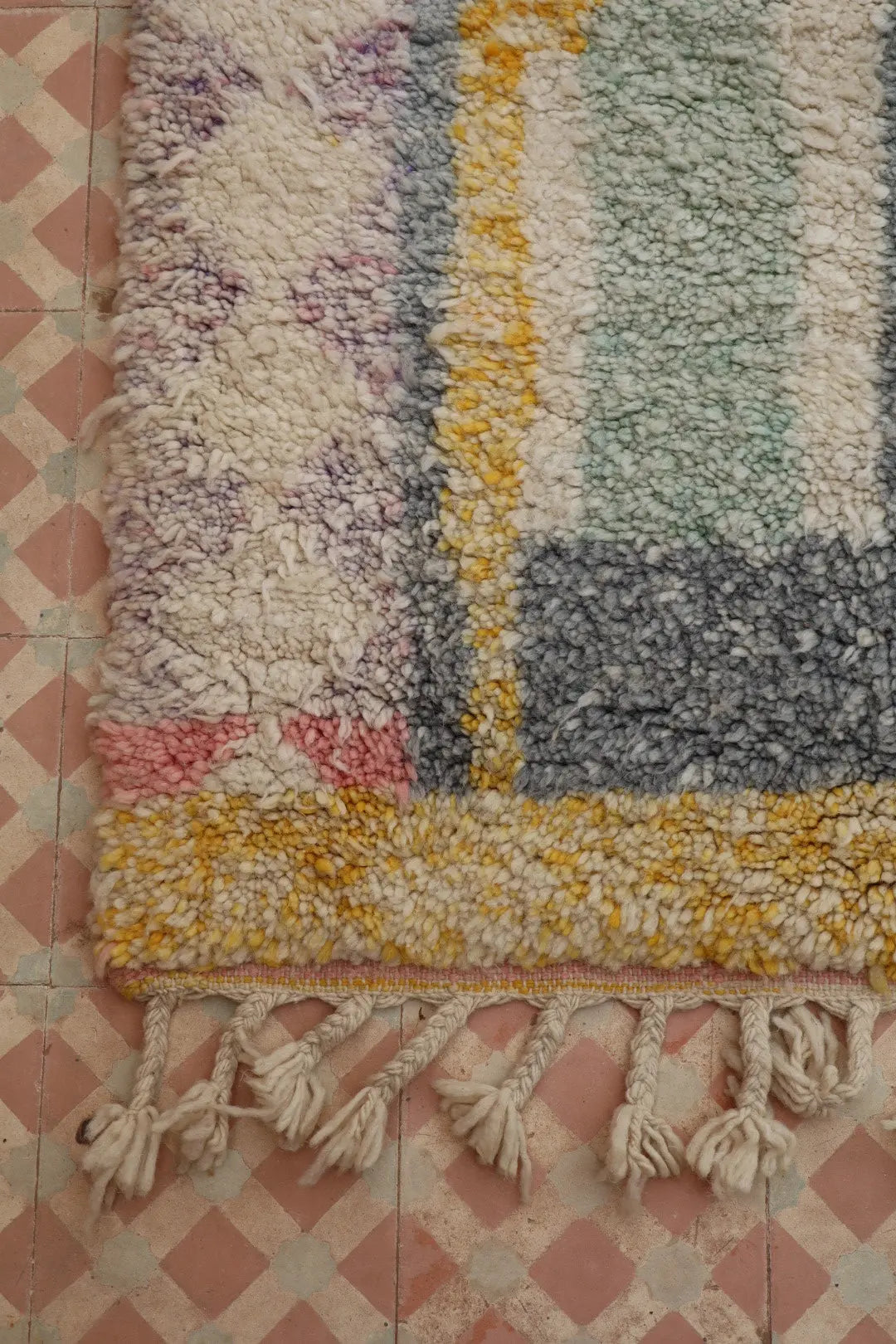 Tapis Berbère Coloré Béni Ouarain Qualité Supérieure - 247 x 163 Néda