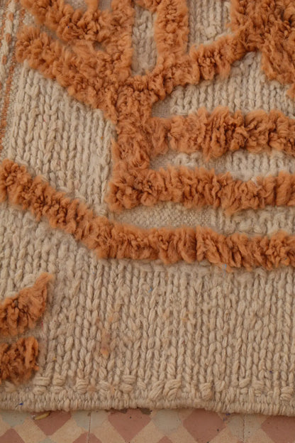 Tapis Berbère Beige à Reliefs Abstrait Béni Ouarain- 162 x 110 cm Néda