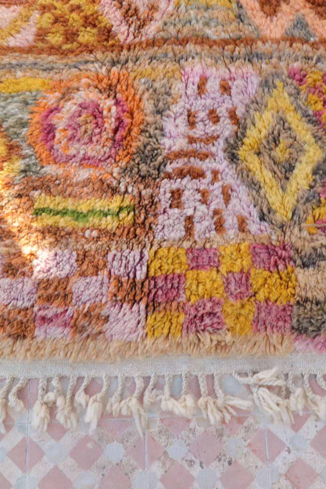 Tapis Berbère Coloré Béni Ouarain Qualité Supérieure - 254 x 180 cm Néda