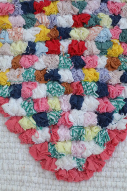 Tapis Berbère Boucherouite Coloré – Coton recyclé et lavable - 68 x 107 cm Néda