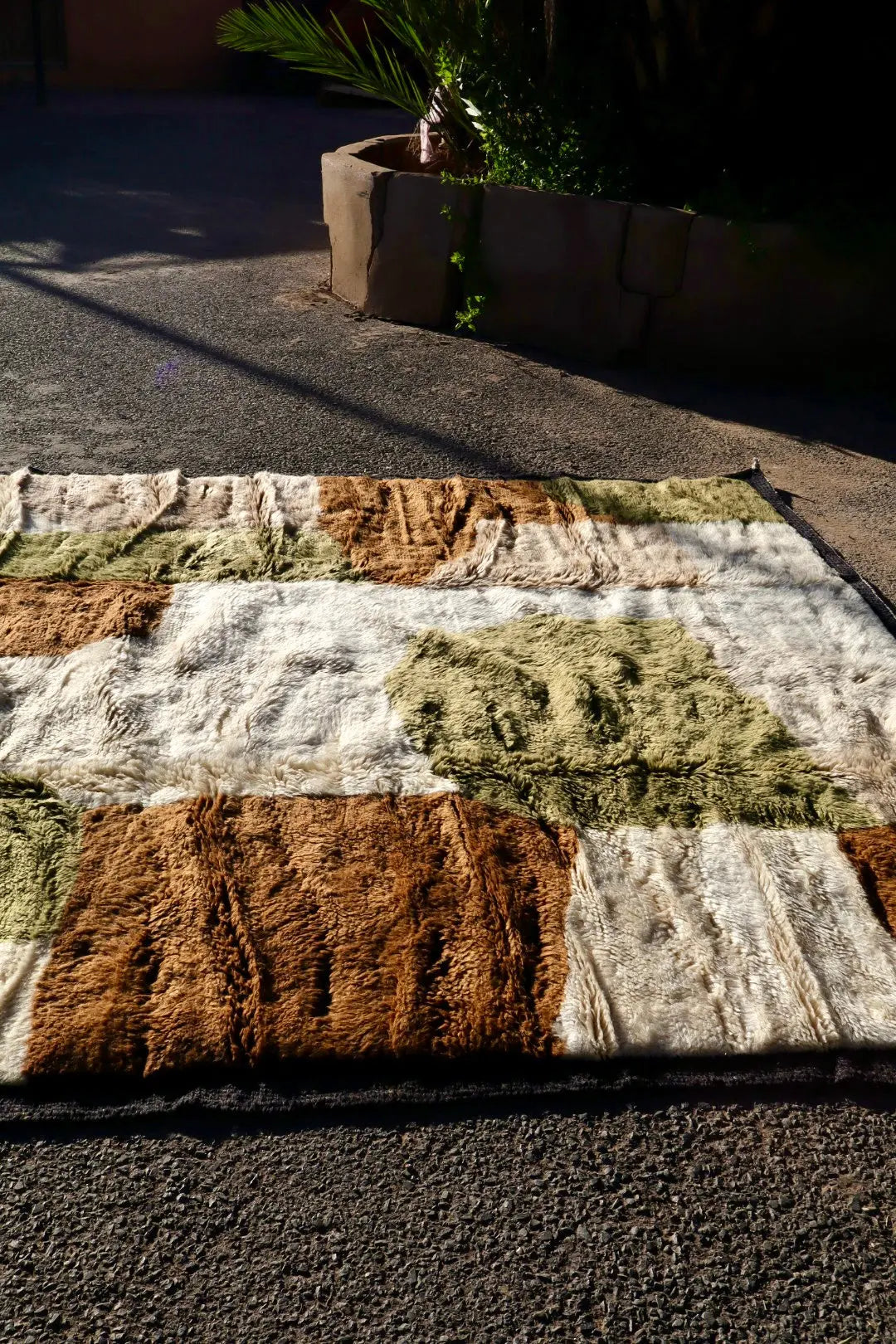 Tapis Berbère Mrirt Moderne Kaki Crème Marron - 310 x 210 cm Néda
