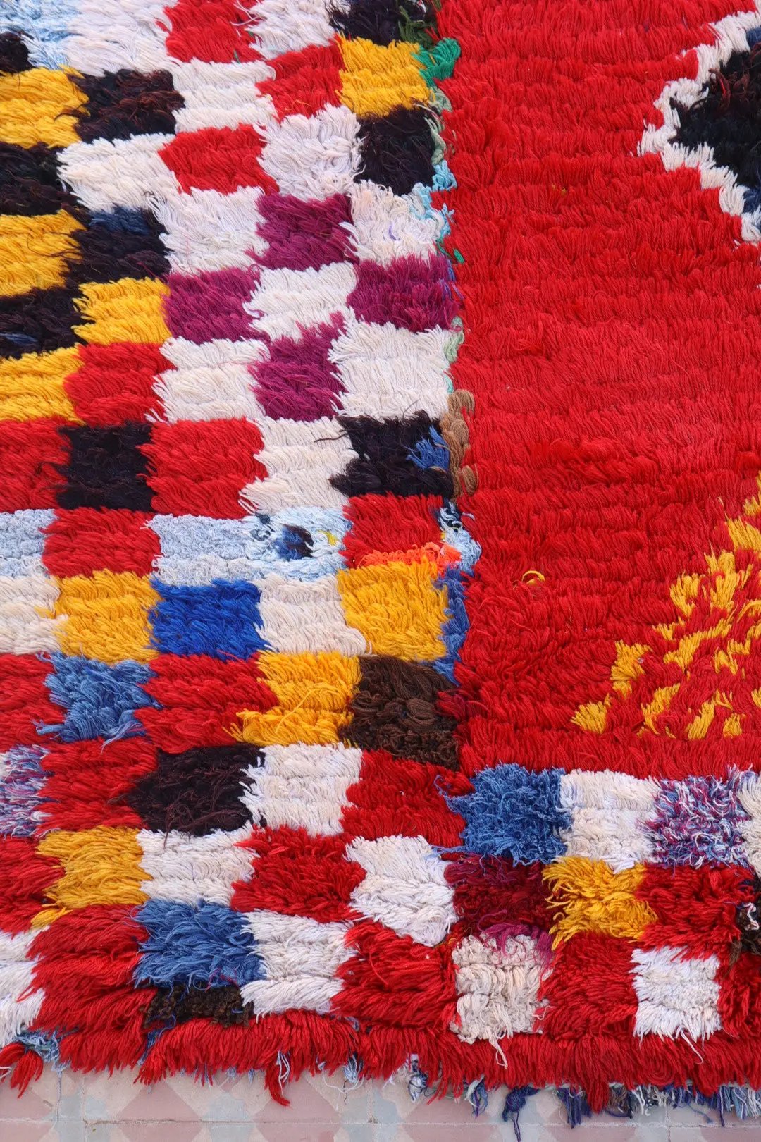 Tapis Berbère Coloré Ancien Rouge et Multicolore   - 229 x 132 cm Néda