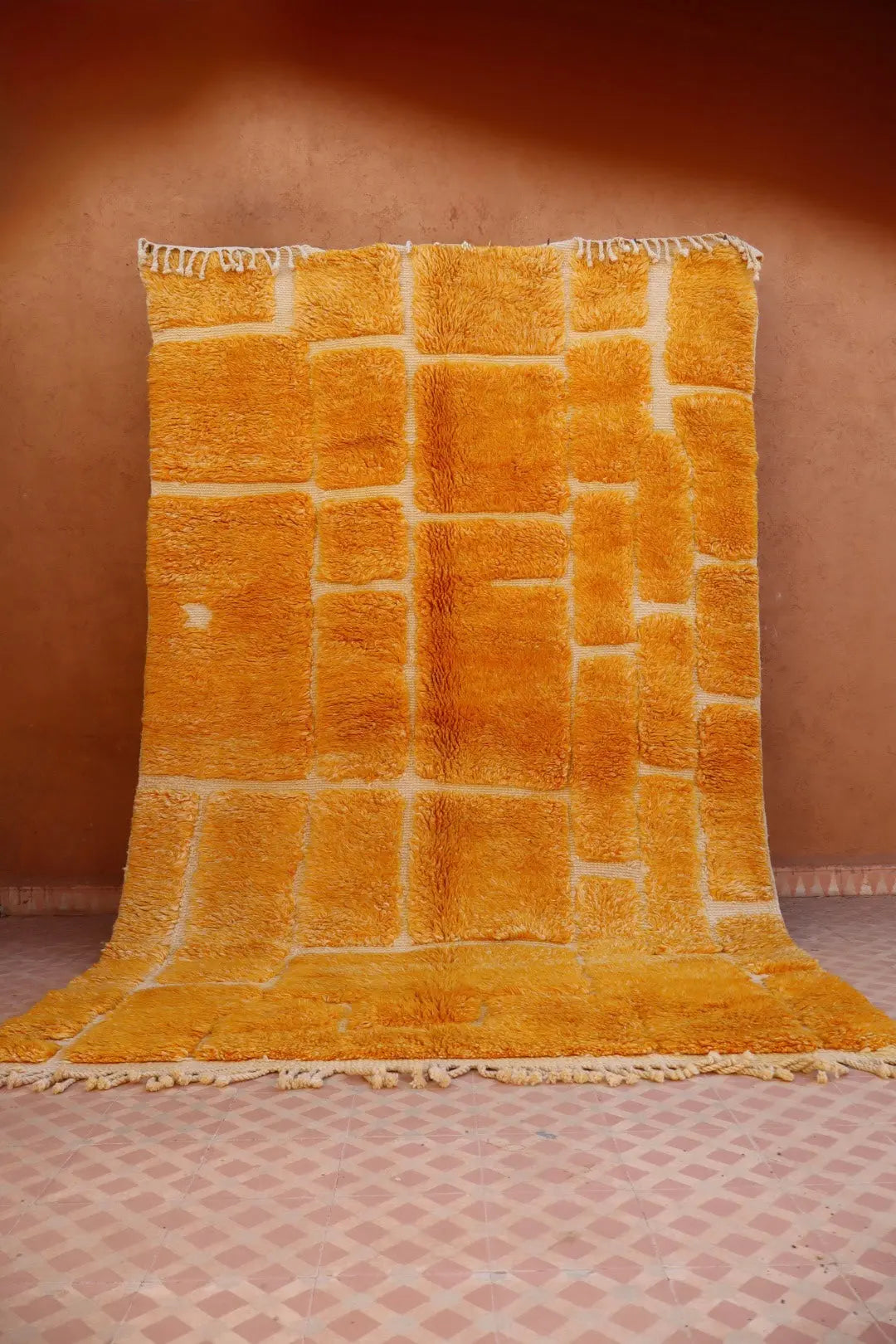 Tapis Berbère Mrirt Coloré Jaune d’Or - 287 x 178 cm Néda