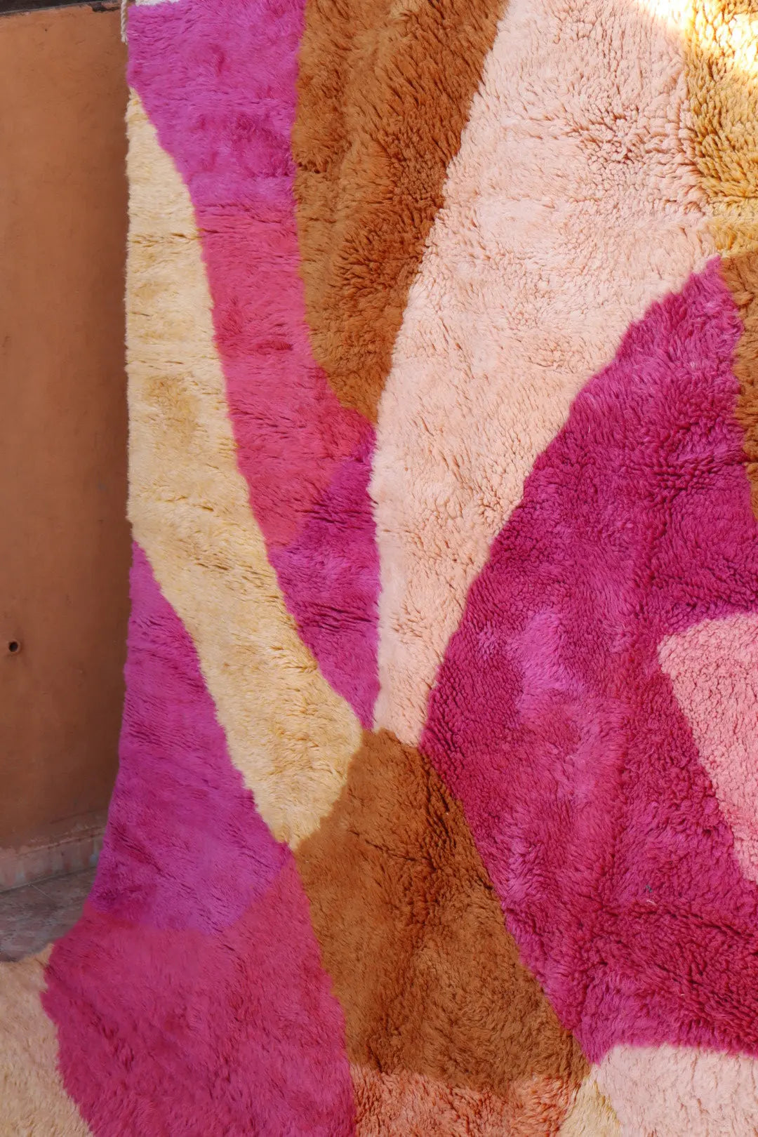 Tapis Berbère Mrirt « Sun Kissed » Les Dessins de Néda - 200 x 300 cm Néda