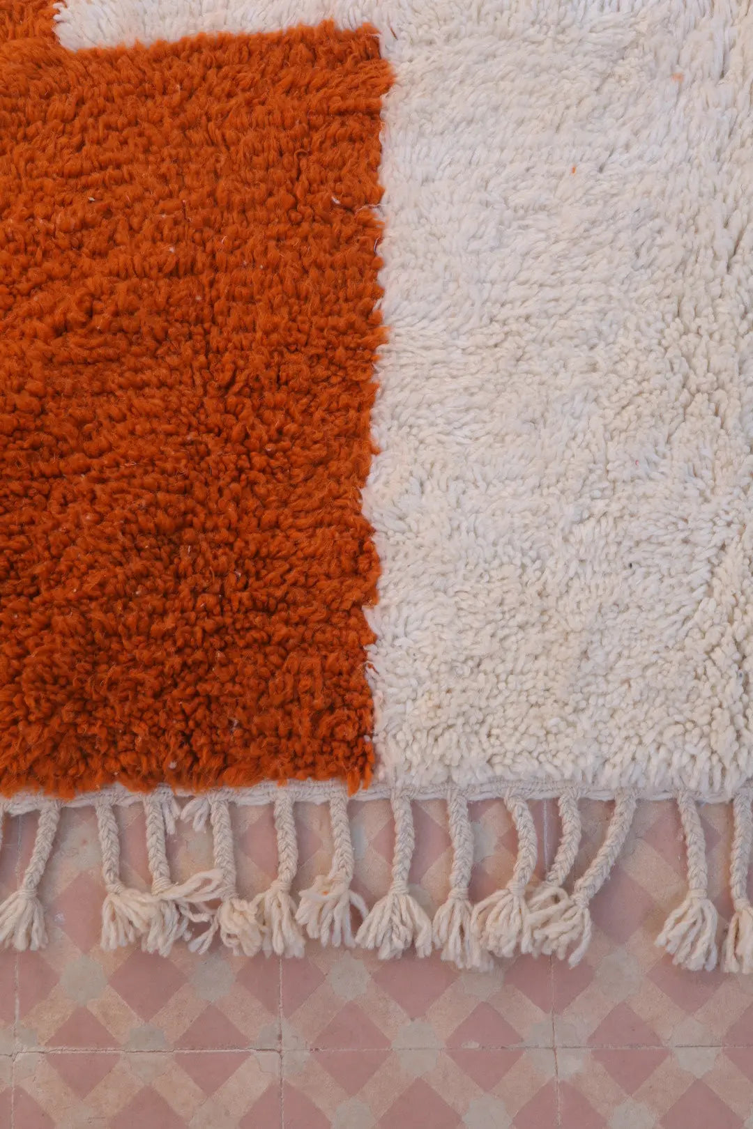 Tapis Berbère Coloré Contemporain Terracotta & Rose Poudré - 293 x 203 cm Néda