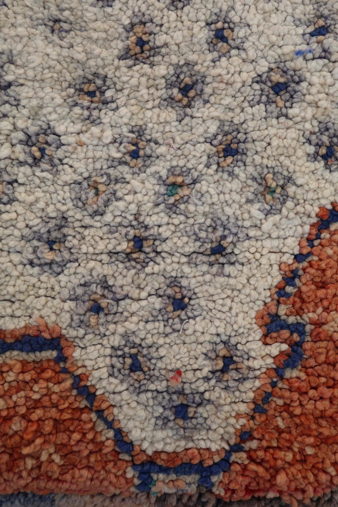 Pouf Berbère Coloré à Motifs Abstraits Néda