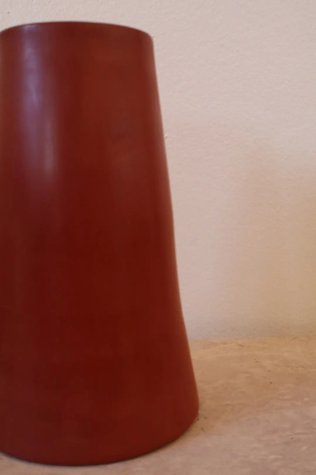 Vase Abstrait en Céramique Fait-Main Fleurs Terracotta Matte - DAISY Néda