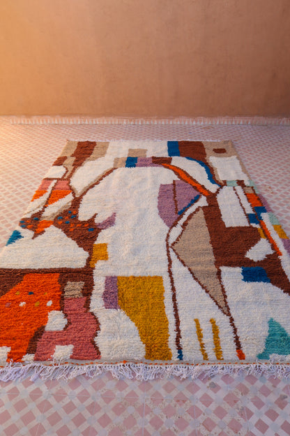 Tappeto Azilal Berber contemporaneo bianco con motivi marroni e multicolori - 292 x 170 cm