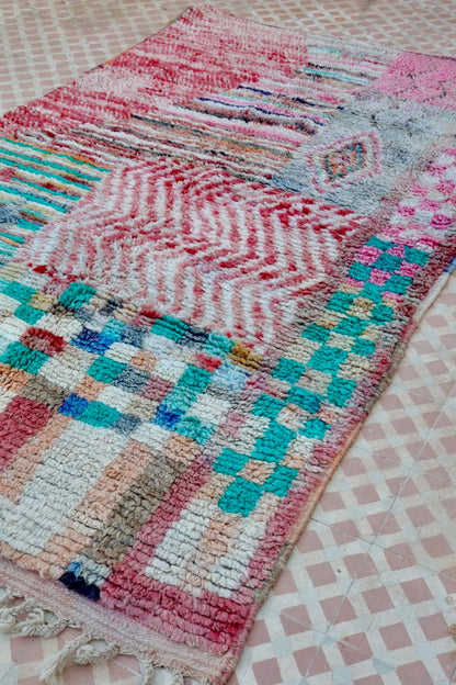 Tapis Berbère Boujad Motifs Colorés - 253 x 151 cm Néda