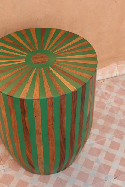 Mesa Auxiliar Circular Rayada Verde y Madera en Marquetería de Madera y Resina- SOLIS Néda