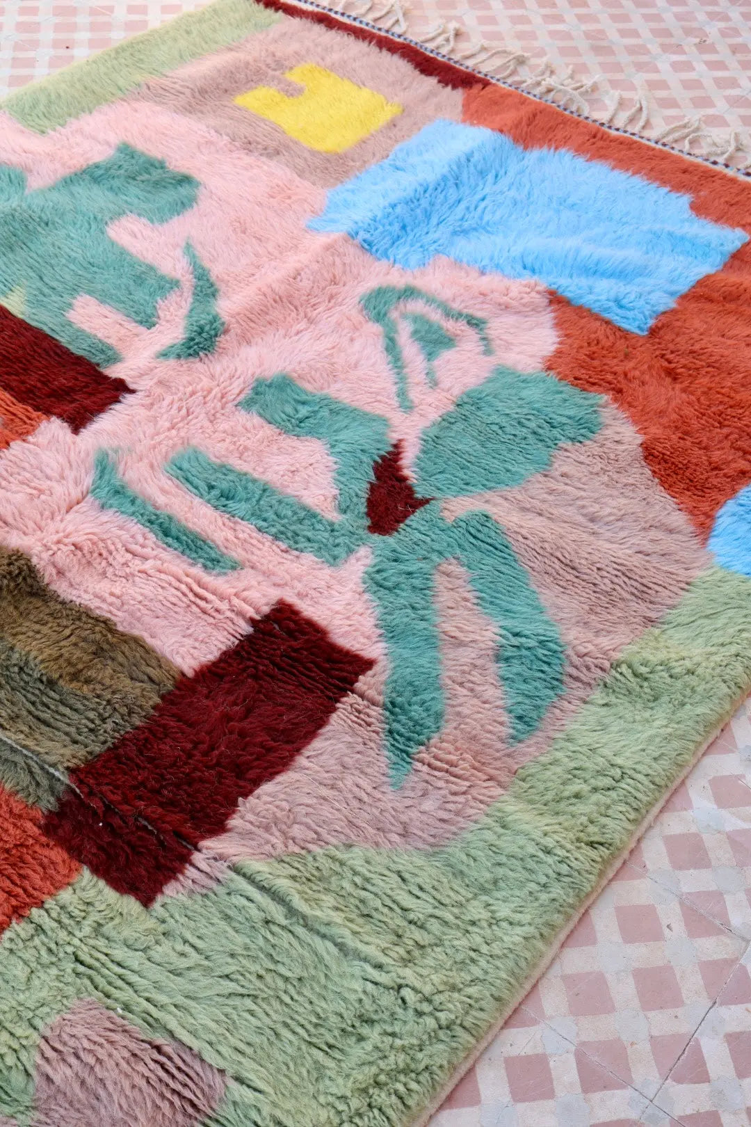 Tapis Berbère coloré « Le Jardin de la Casbah » - Les dessins de Néda - 267 x 160 cm Néda