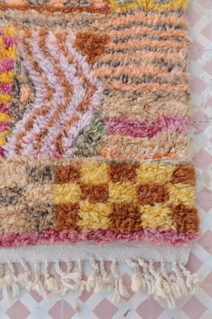 Tapis Berbère Coloré Béni Ouarain Qualité Supérieure - 254 x 180 cm Néda