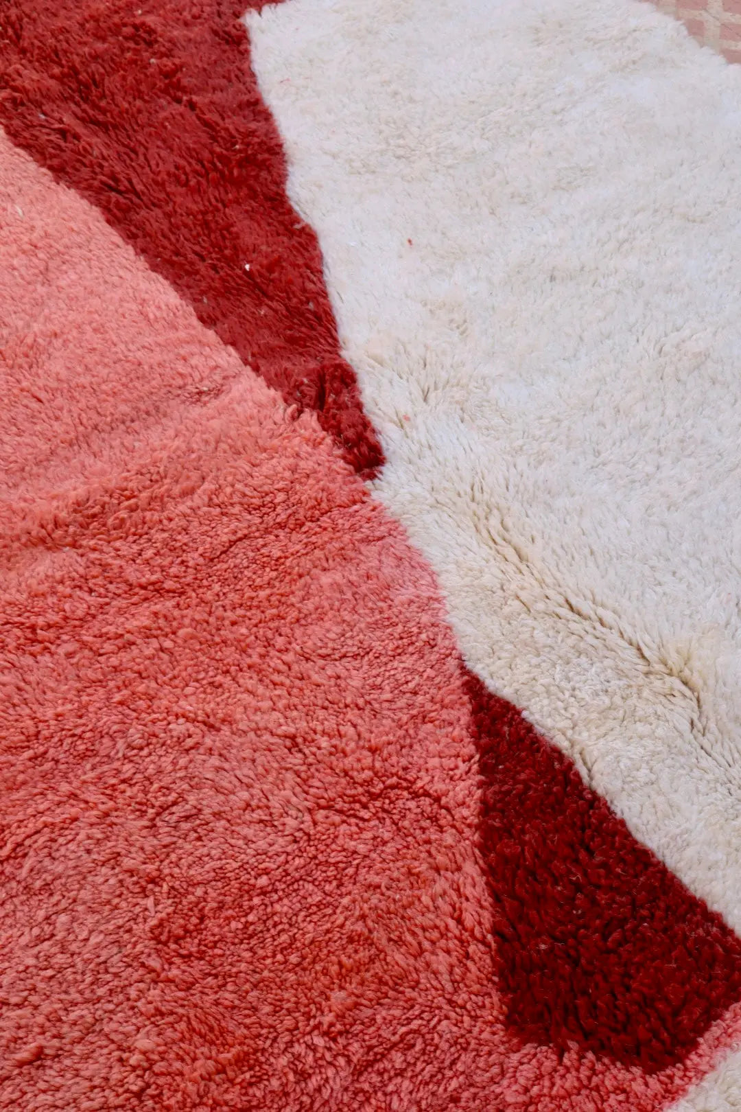 Tapis Berbère Coloré Contemporain Marron & Rose Qualité Supérieure - 260 x 155 cm Néda