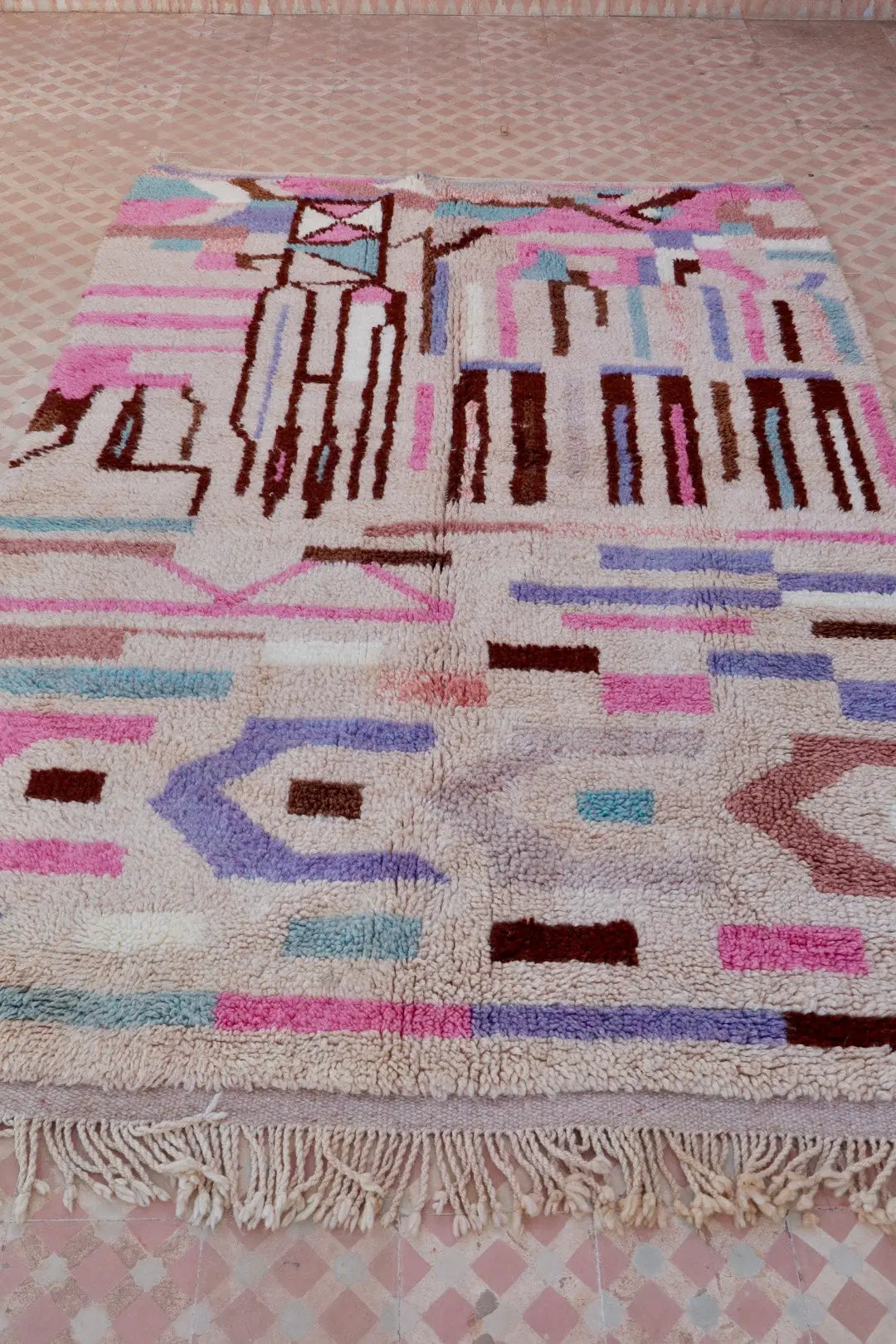 Tapis Berbère Coloré Béni Ouarain Qualité Supérieure - 236 x 158 cm Néda