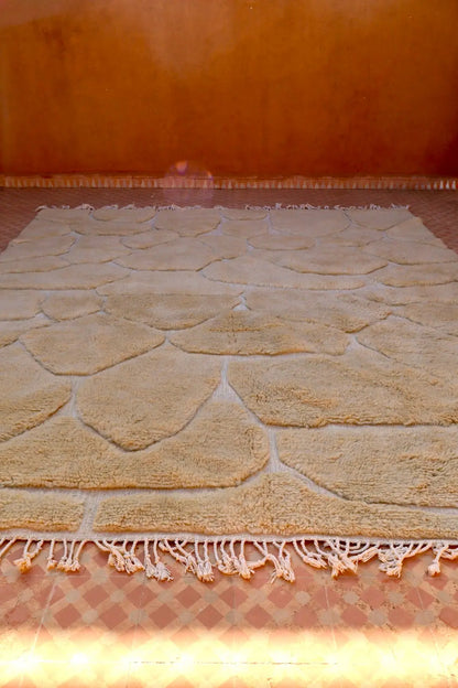 Tapis Berbère Béni Ouarain Blanc Moderne à Reliefs Qualité Supérieure- 310 x 256 cm Néda