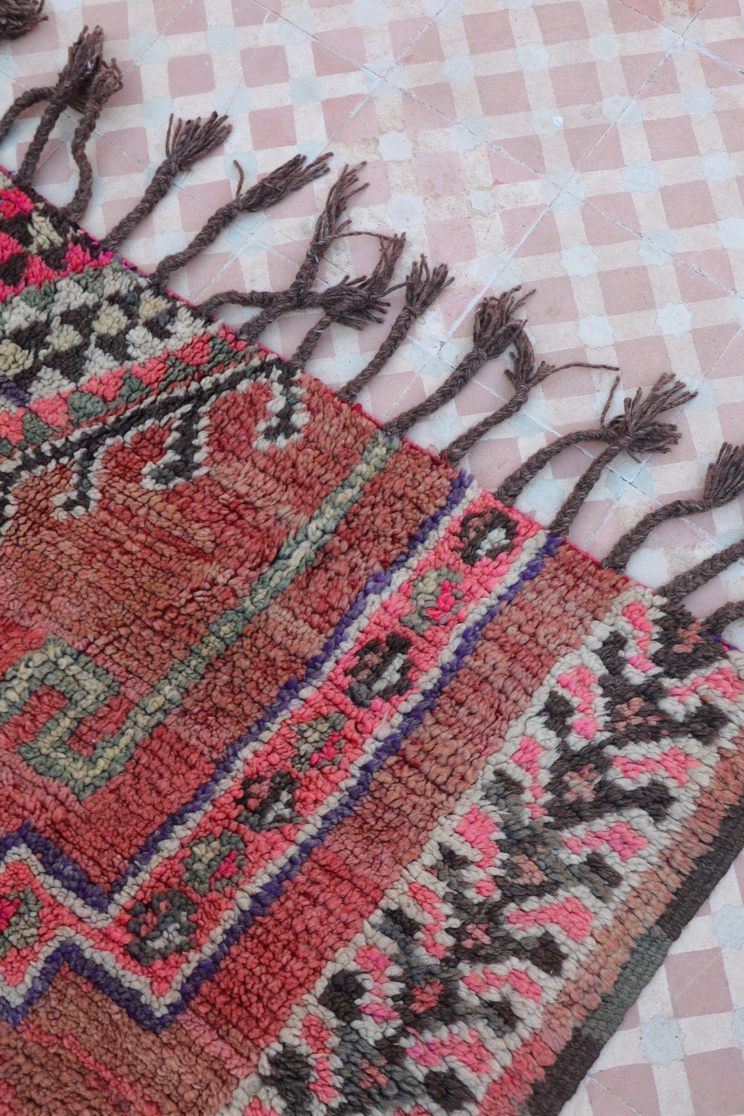 Tapis Berbère Boujaad Rose Vintage - 241 x 155 cm