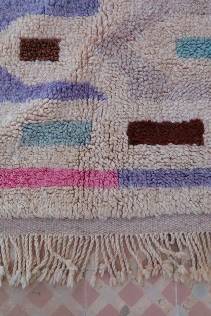 Tapis Berbère Coloré Béni Ouarain Qualité Supérieure - 236 x 158 cm Néda