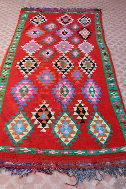 Tapis Berbère Azilal Vintage Coloré Rouge - 238 x 107 cm Néda