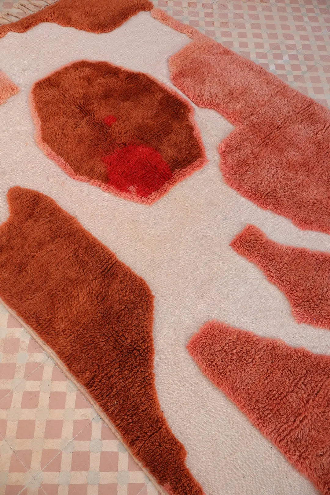 Tapis Berbère coloré « Breakfast Please » - Les dessins de Néda - 260 x 150 cm Néda