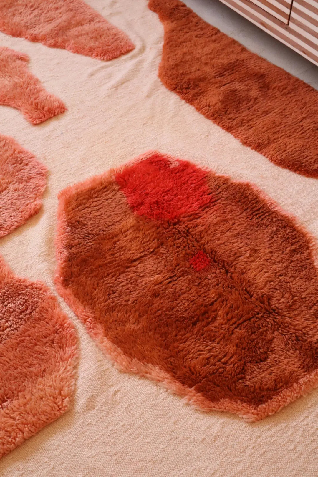 Tapis Berbère coloré « Breakfast Please » - Les dessins de Néda - 260 x 150 cm Néda