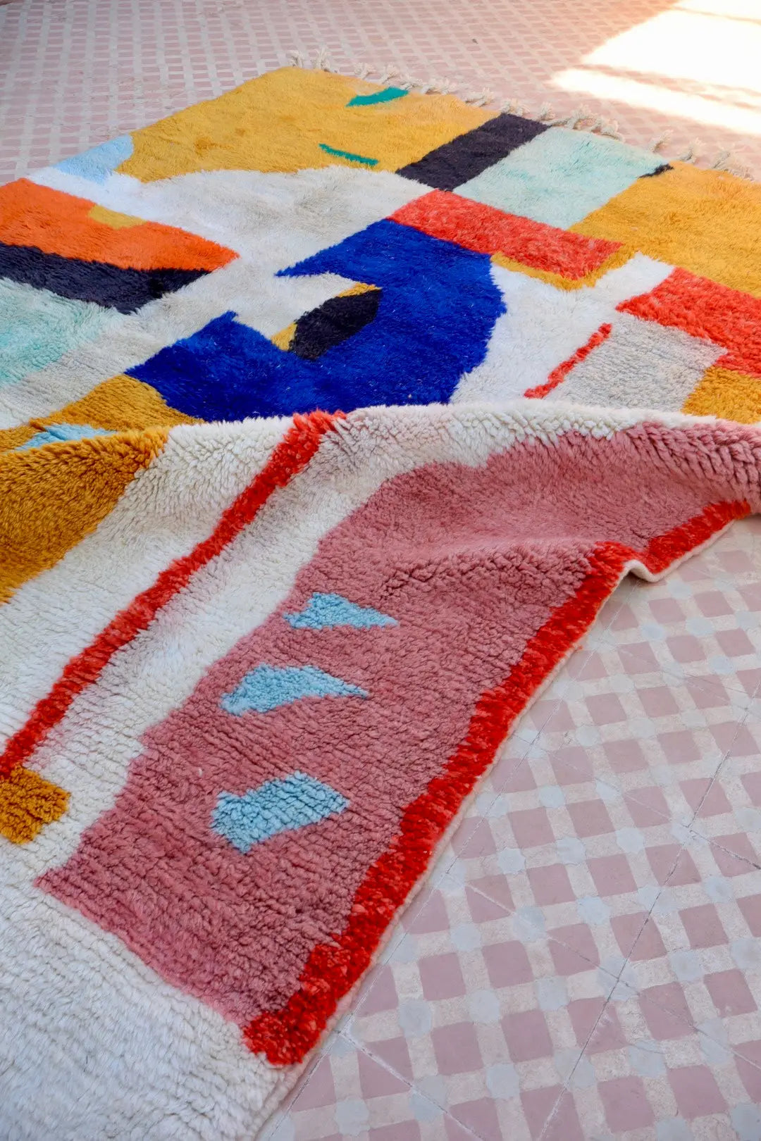 Tapis Berbère Azilal Multicolore Graphique Qualité Supérieure - 278 x 195 cm Néda