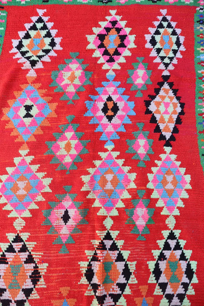 Tapis Berbère Azilal Vintage Coloré Rouge - 238 x 107 cm Néda