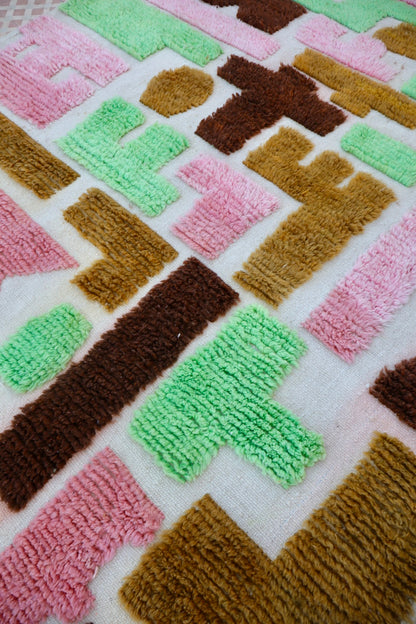 Tapis Berbère Motifs Abstraits Reliefs Modèle Signature -267 x 200 cm