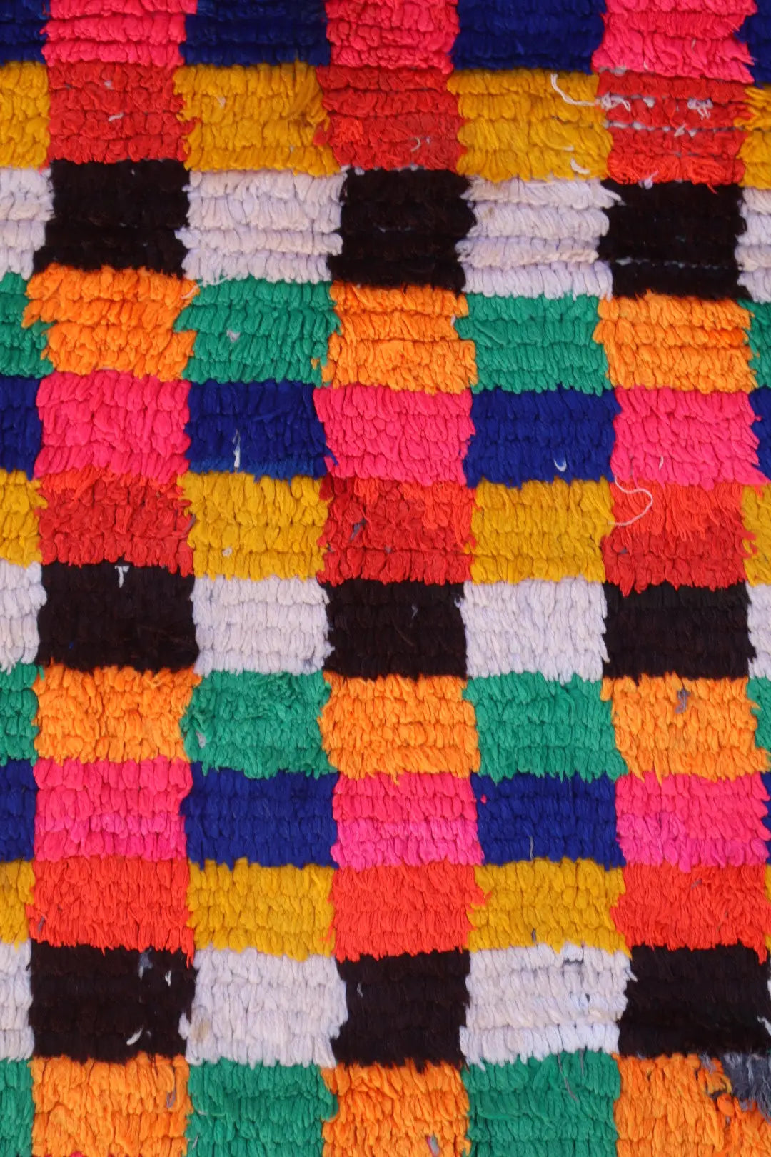 Tapis Berbère Azilal Vintage de Couloir Carreaux Multicolores - 242 x 99 cm Néda