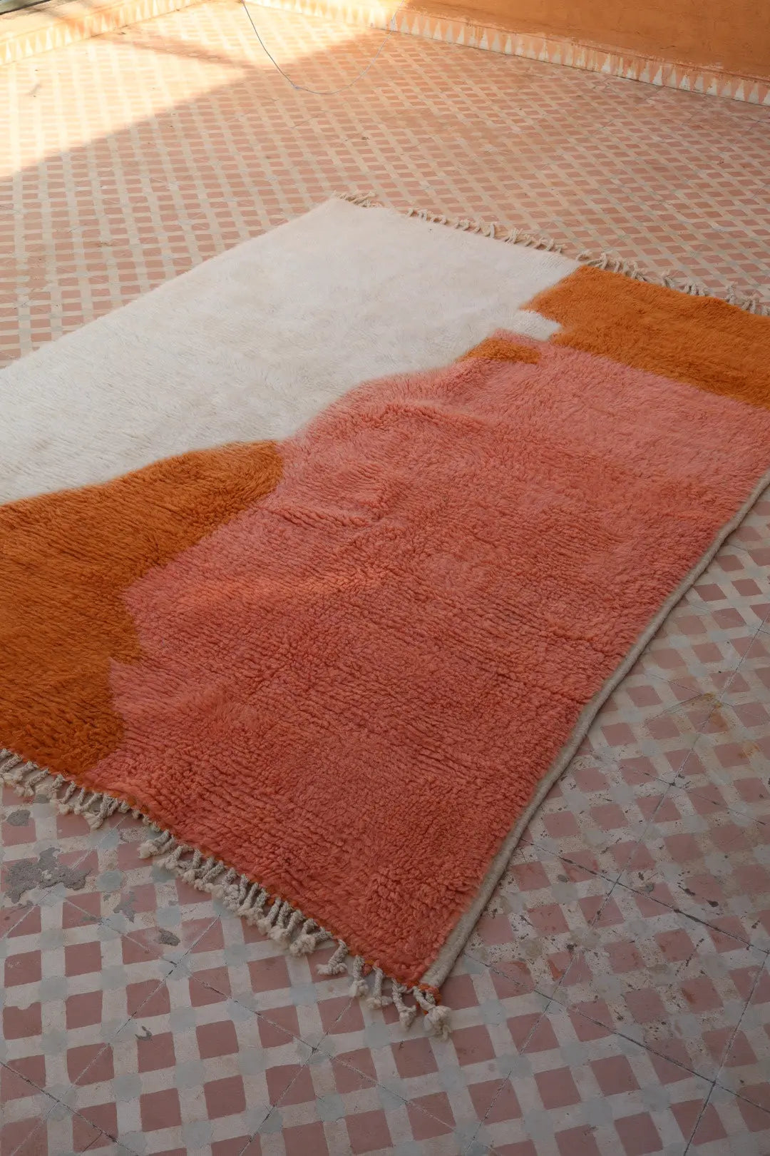 Tapis Berbère Coloré Contemporain Terracotta & Saumon - Azilal Néda