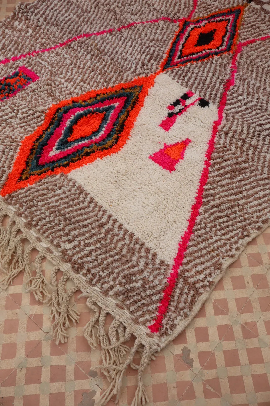 Tapis Berbère Coloré Azilal Motifs Blanc Motfis Multicolore-  247 x 160 cm Néda