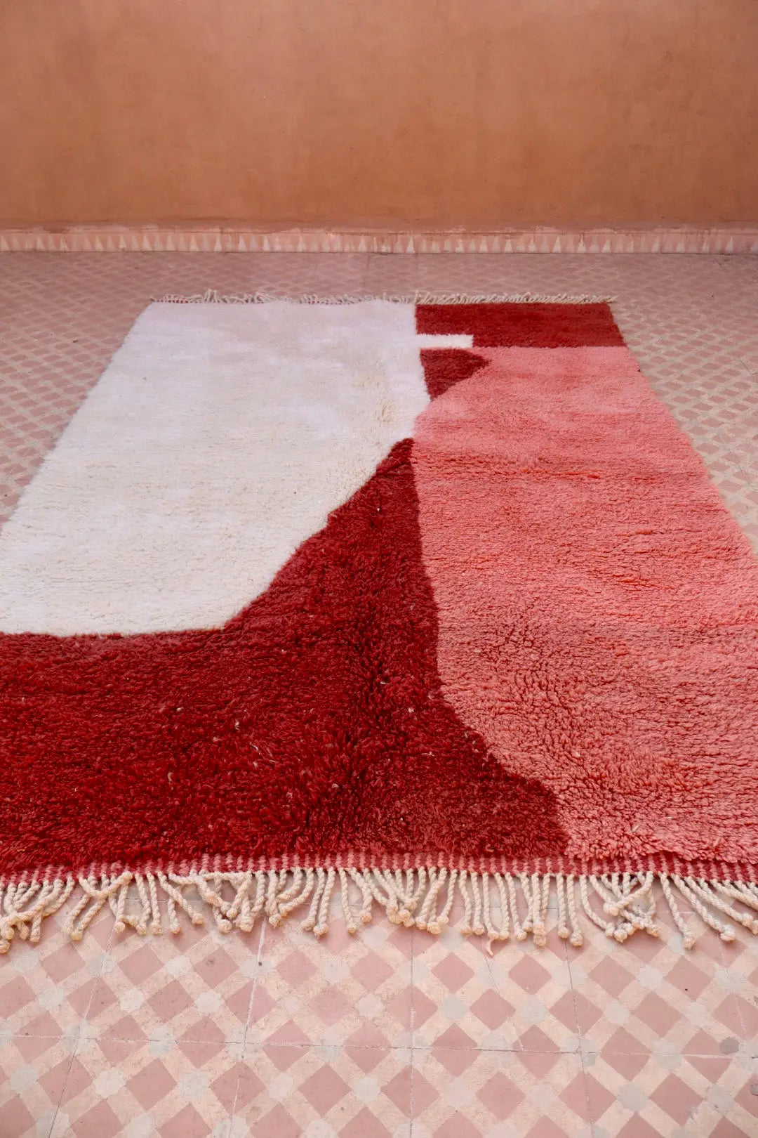 Tapis Berbère Coloré Contemporain Marron & Rose Qualité Supérieure - 260 x 155 cm Néda