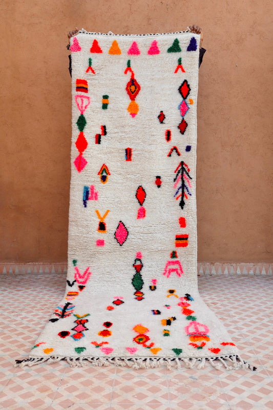 Alfombra Bereber Pasillo Azilal Blanca con Motivos de Colores Flúor - 286 x 92 cm Néda