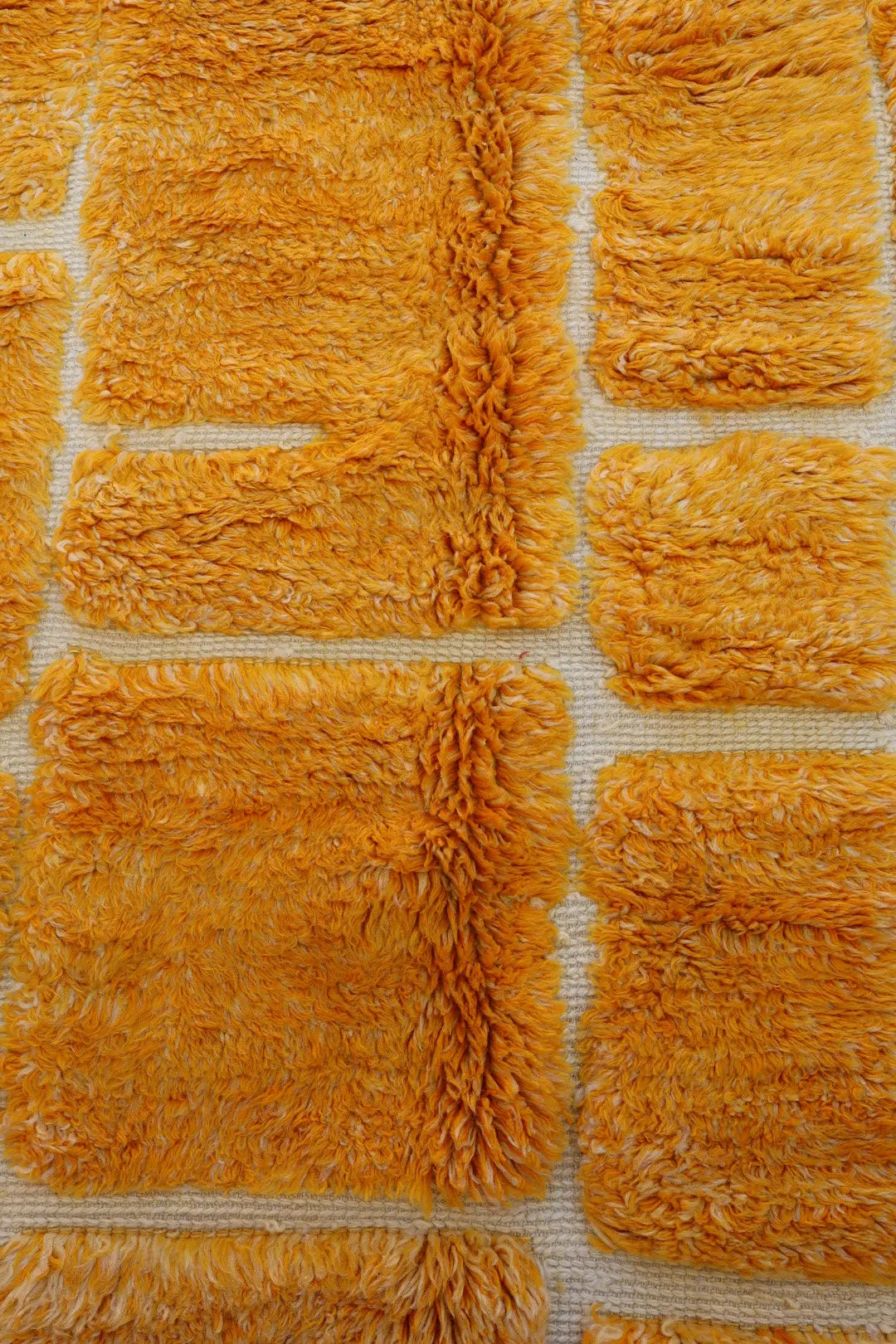 Tapis Berbère Mrirt Coloré Jaune d’Or - 287 x 178 cm Néda