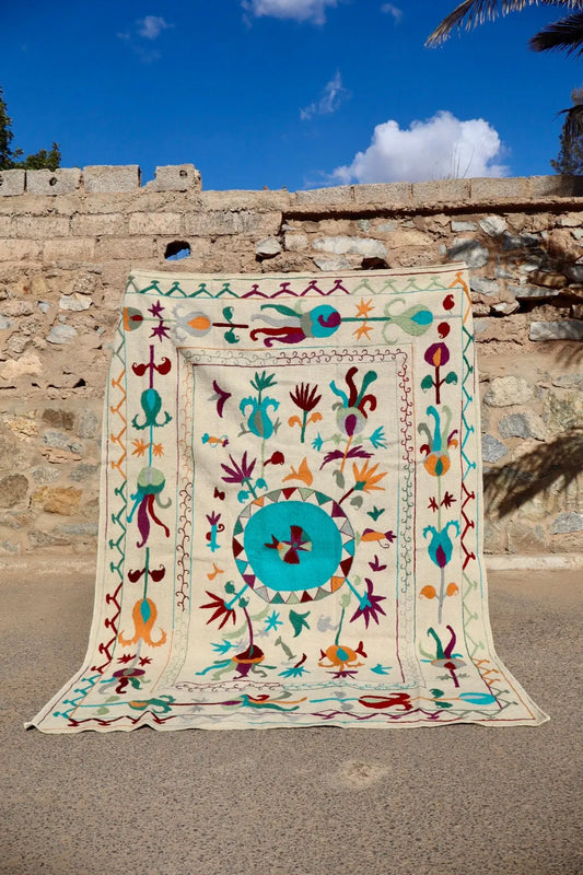 Tapis Kilim Suzani Blanc Bleu Multicolore – 240x 170 cm Néda