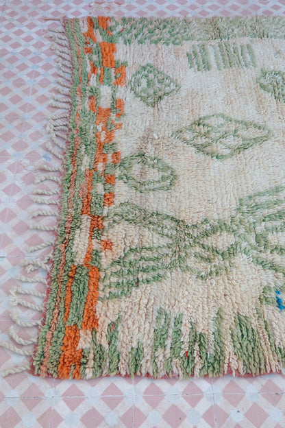 Alfombra Bereber Boujad Beige Verde Almendra y Naranja - 241 × 163 cm Néda