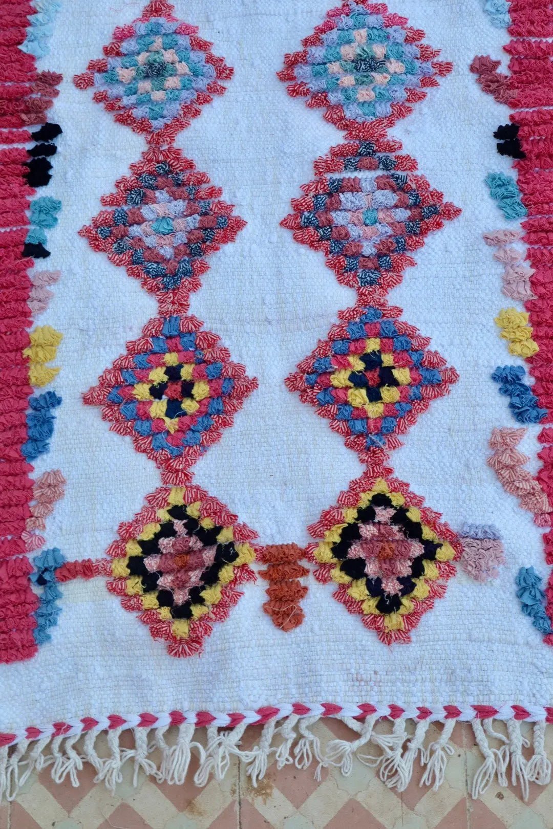 Tapis Berbère Boucherouite Coloré – Coton recyclé et lavable - 72 x 110 cm Néda