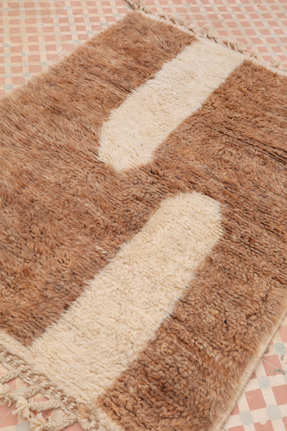 Beni Ouarain Modern Gekleurd Bruin Beige Donker Wit Berber Tapijt - 158 x 115 cm