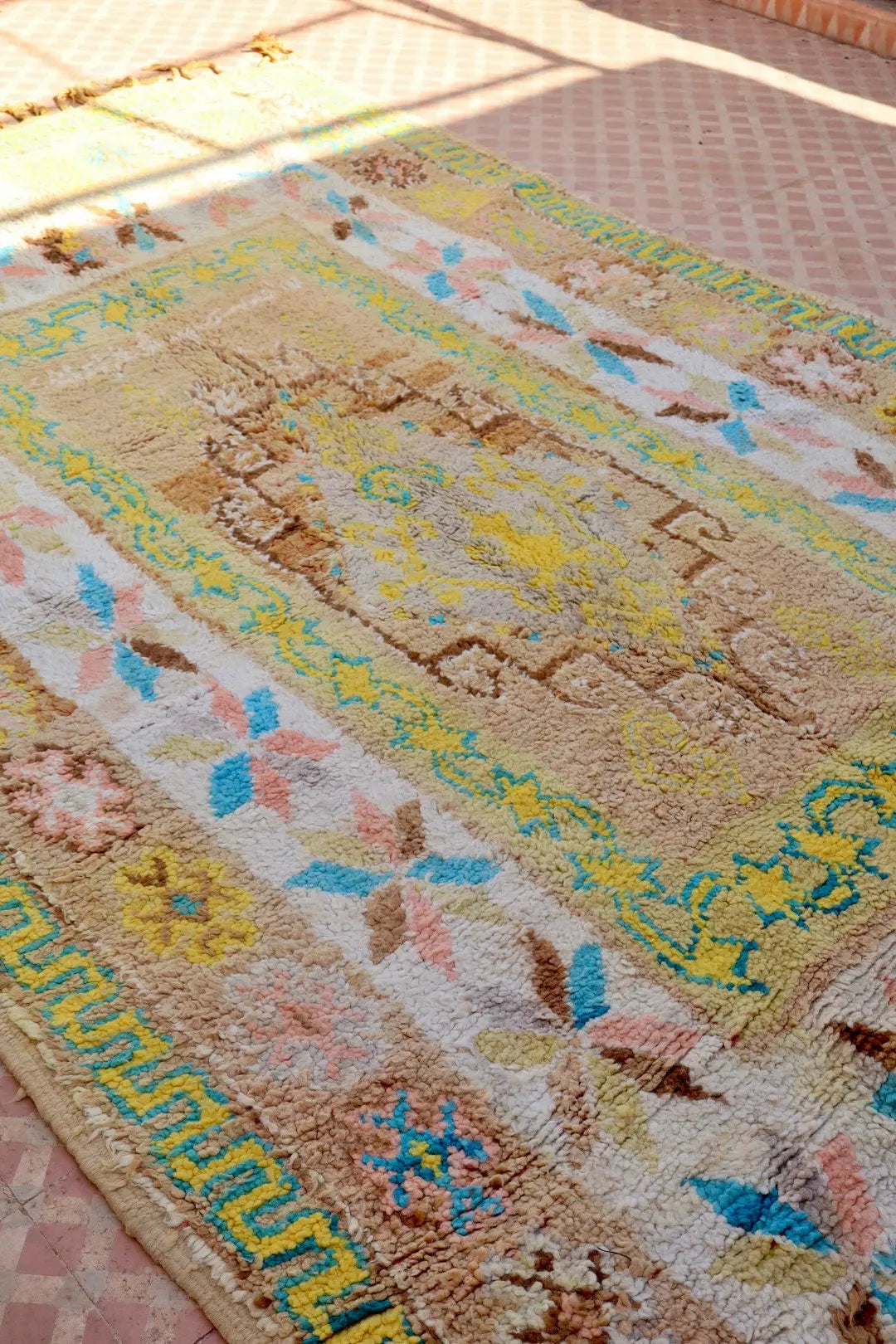 Tapis Berbère Ancien Jaune Pâle Beige Bleu- 345 x 193 cm Néda