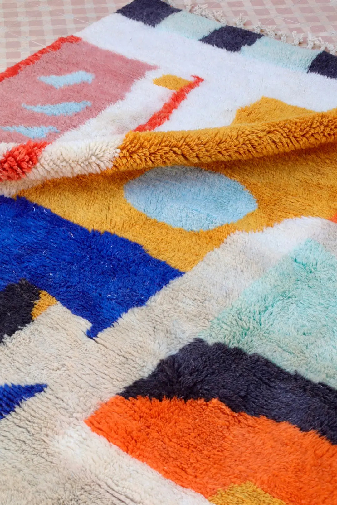 Tapis Berbère Azilal Multicolore Graphique Qualité Supérieure - 278 x 195 cm Néda