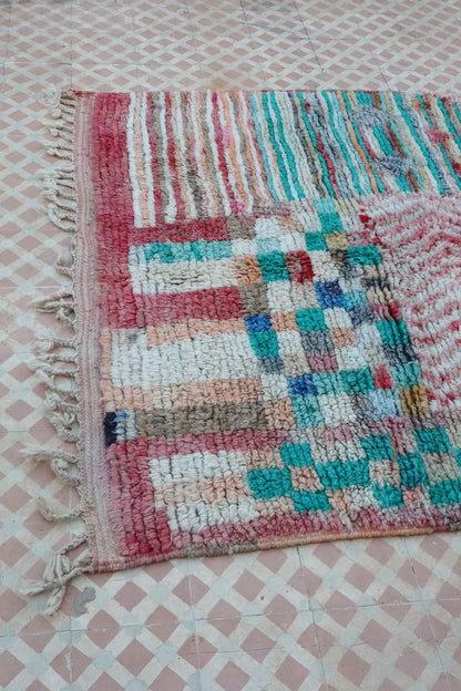 Tapis Berbère Boujad Motifs Colorés - 253 x 151 cm Néda