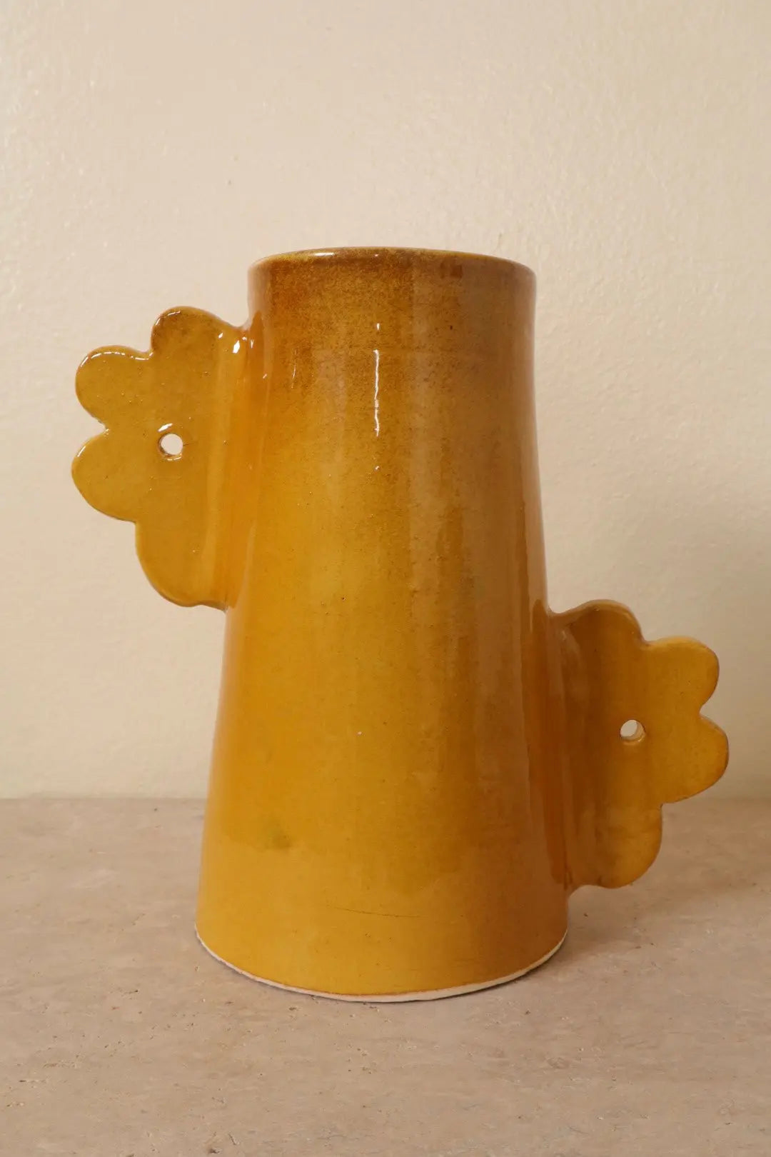 Vase Abstrait en Céramique Jaune Moutarde Fait-Main Fleurs - DAISY © Néda