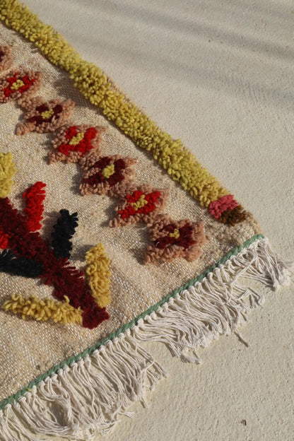 Tapis Berbère Coloré Azilal à Reliefs - 106 x 65 cm Néda