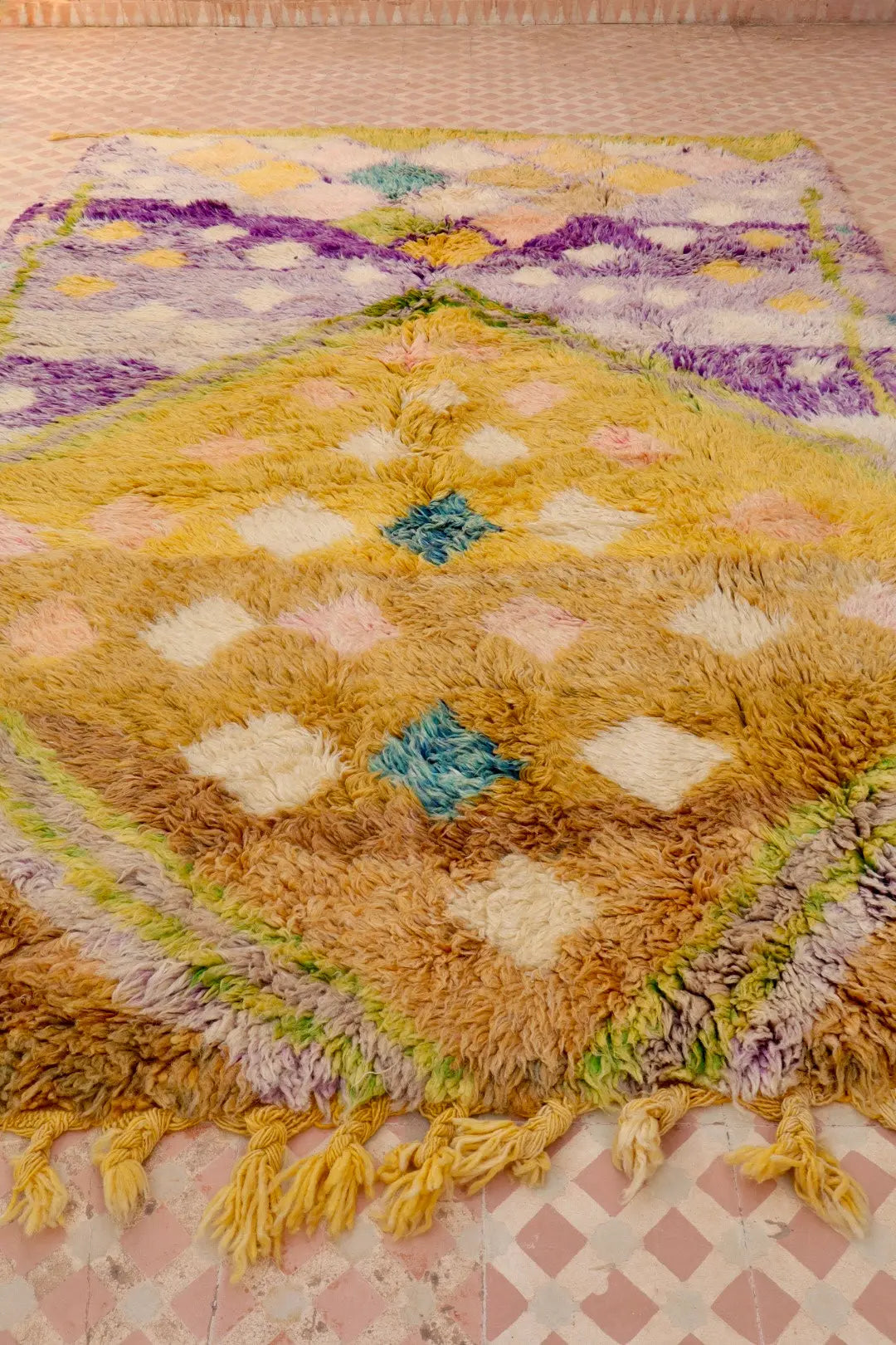 Tapis Berbère Coloré Béni Ouarain Qualité Supérieure - 259 x 176 cm Néda