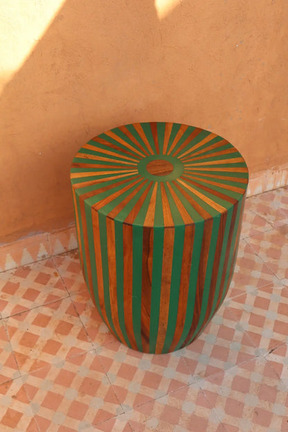 Mesa Auxiliar Circular Rayada Verde y Madera en Marquetería de Madera y Resina- SOLIS Néda