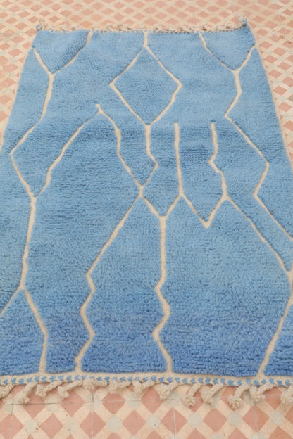 Tapis Berbère Béni Ouarain Bleu Glacier Motifs Reliefs - 152 x 100 cm Néda