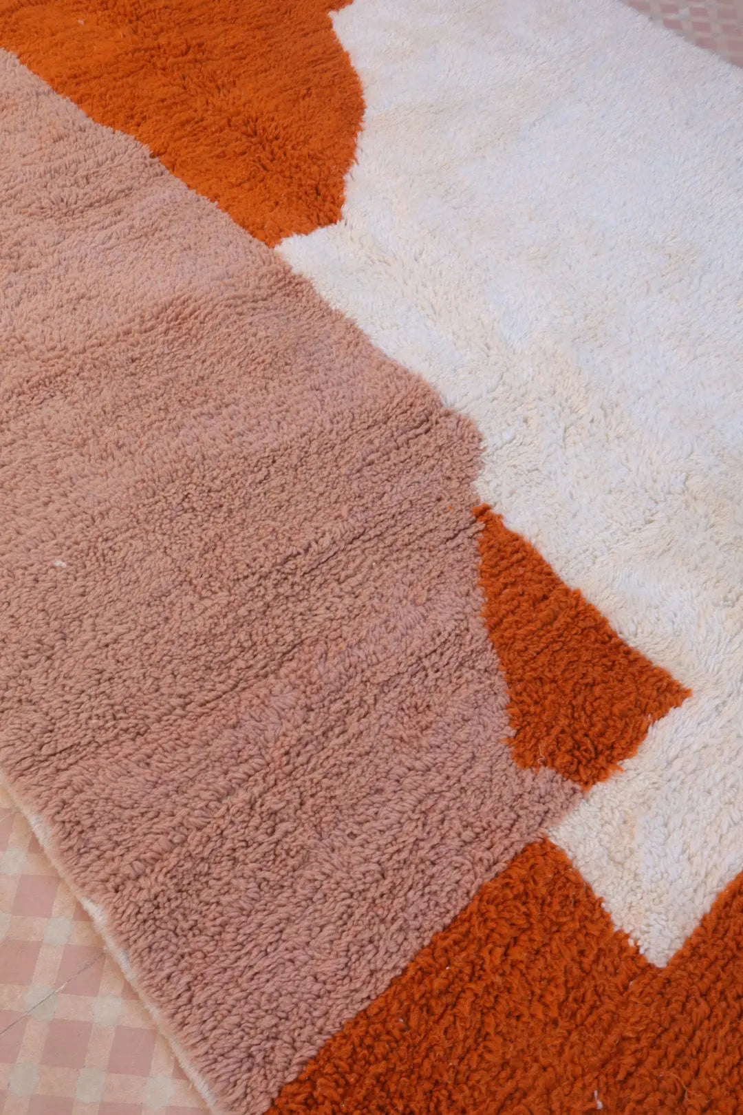 Tapis Berbère Coloré Contemporain Terracotta & Rose Poudré - 293 x 203 cm Néda