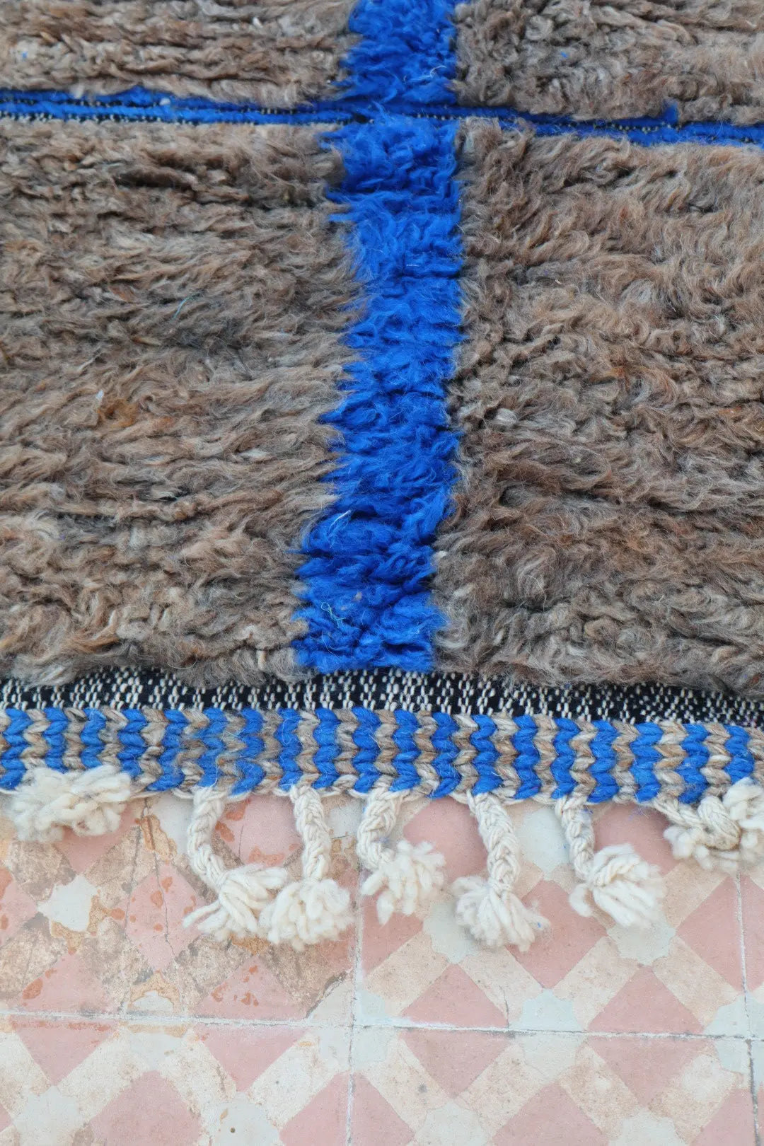 Tapis Berbère Gris et Bleu à Reliefs Béni Ouarain - 290 x 205 cm Néda