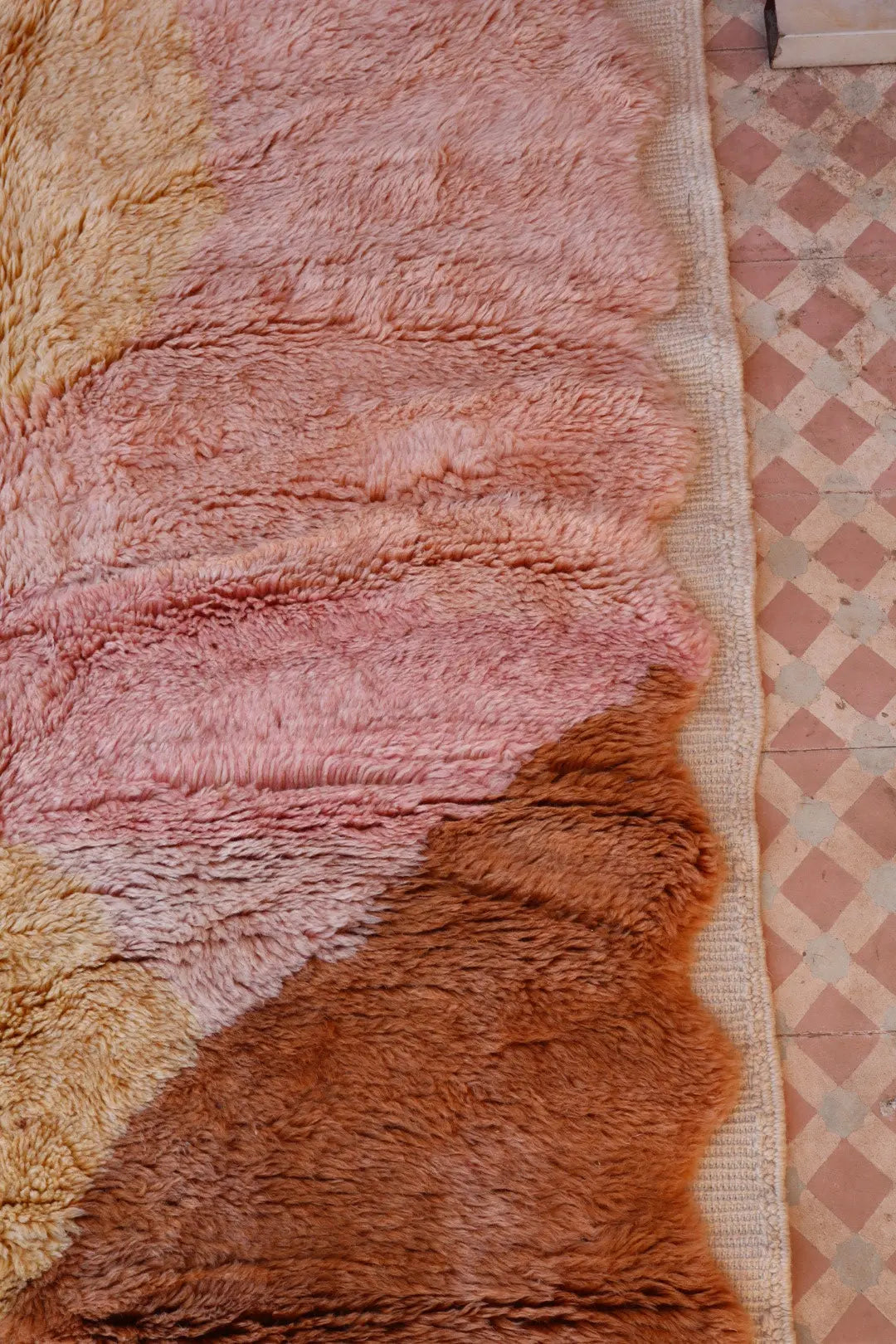 Tapis Berbère Mrirt Coloré Contemporain - 270 x 170 cm Néda