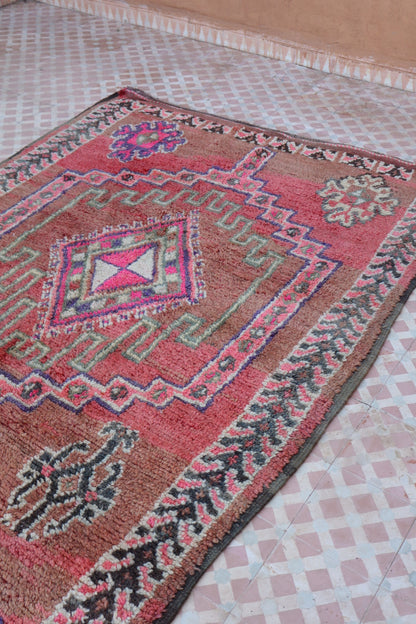 Tapis Berbère Boujaad Rose Vintage - 241 x 155 cm
