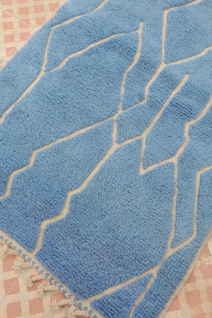 Tapis Berbère Béni Ouarain Bleu Glacier Motifs Reliefs - 152 x 100 cm Néda